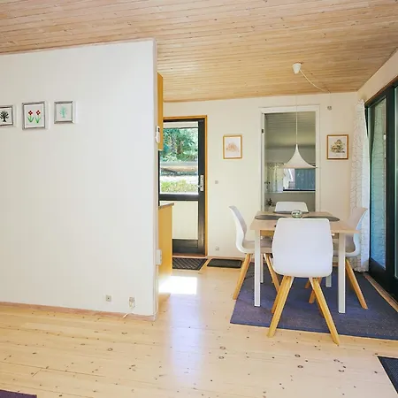 6 Person In * Højby