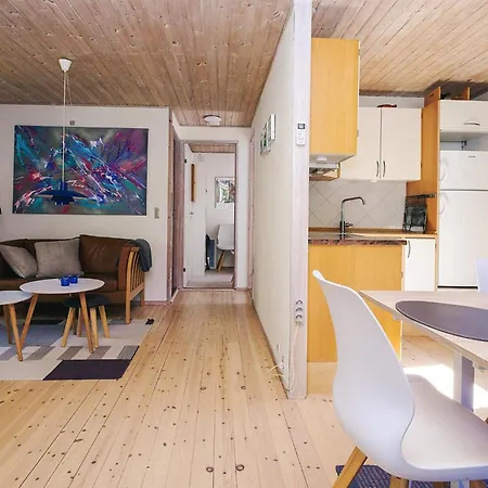 6 Person In Højby